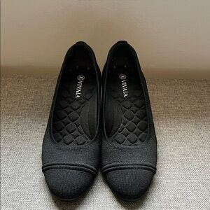 Vivaia Round Toe Heels